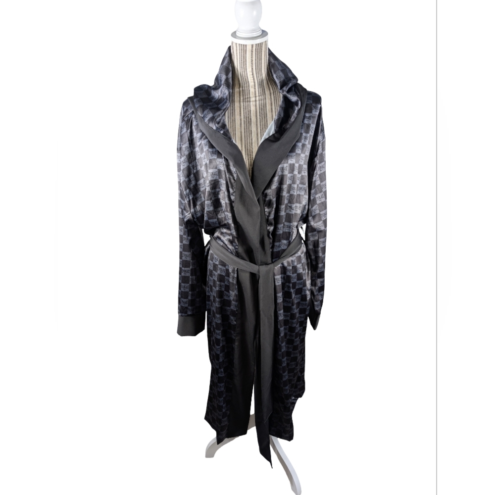 Everlast Boxing Women's Robe Size 1X - 4ever 21 NWT